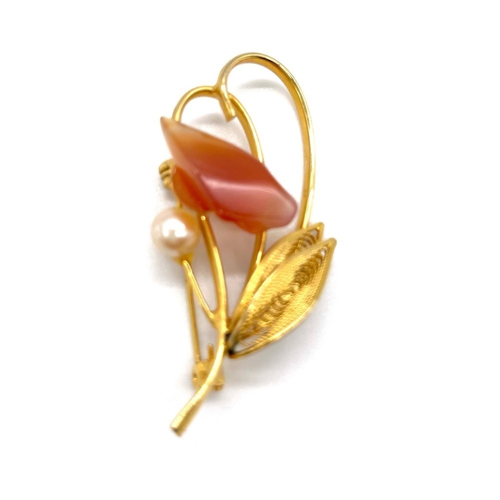 Vintage Brooch Flower & leaf Gold Plated with Coral Accent & Pearl